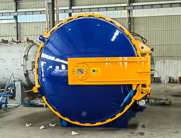 预浸料帆船板热压罐